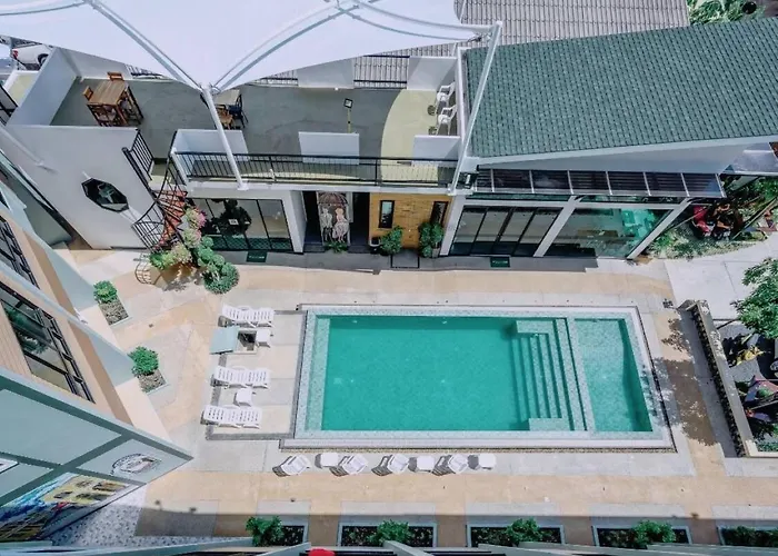 Phuket Airport PlaceAirport Hotel